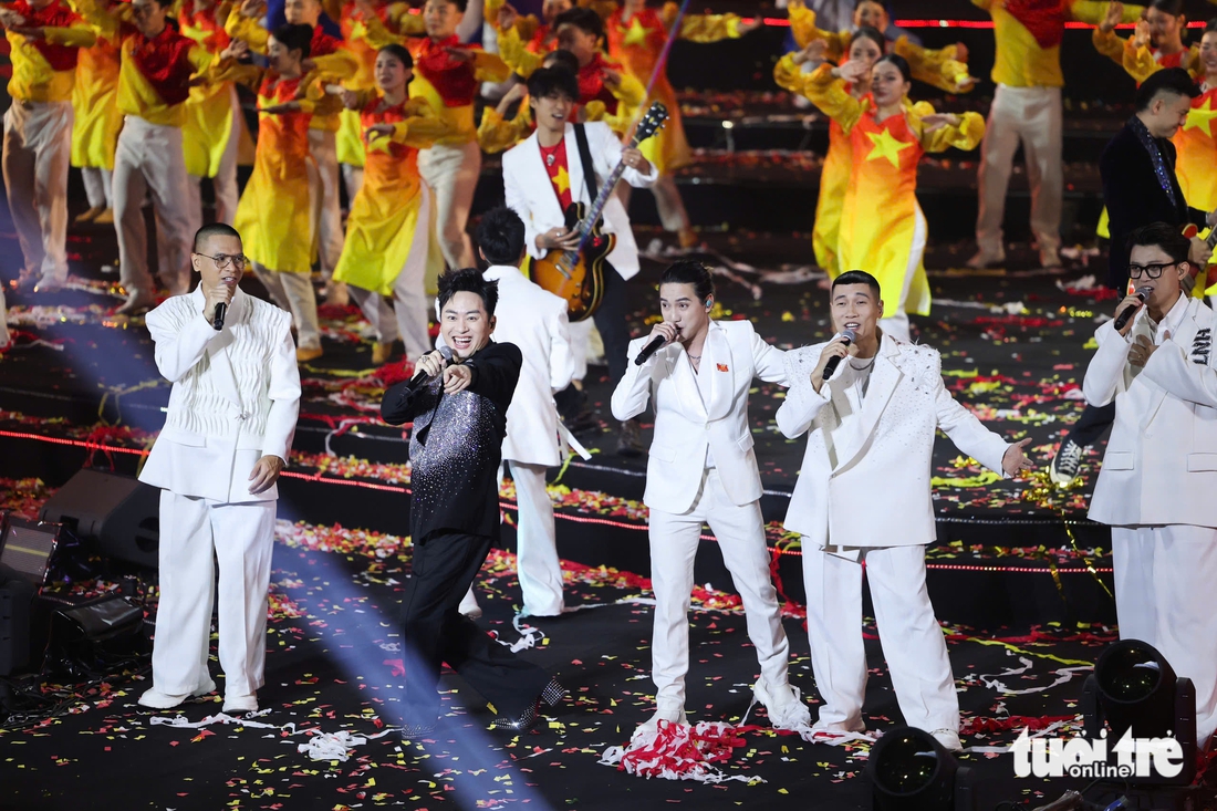 Hòa Minzy - Ảnh 14.