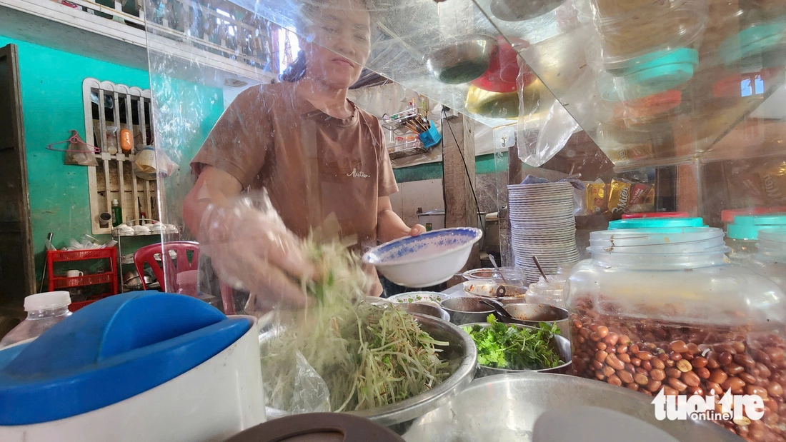 Tin vui nhất ngày cuối năm của dân cồn Hến giữa sông Hương - Ảnh 7.