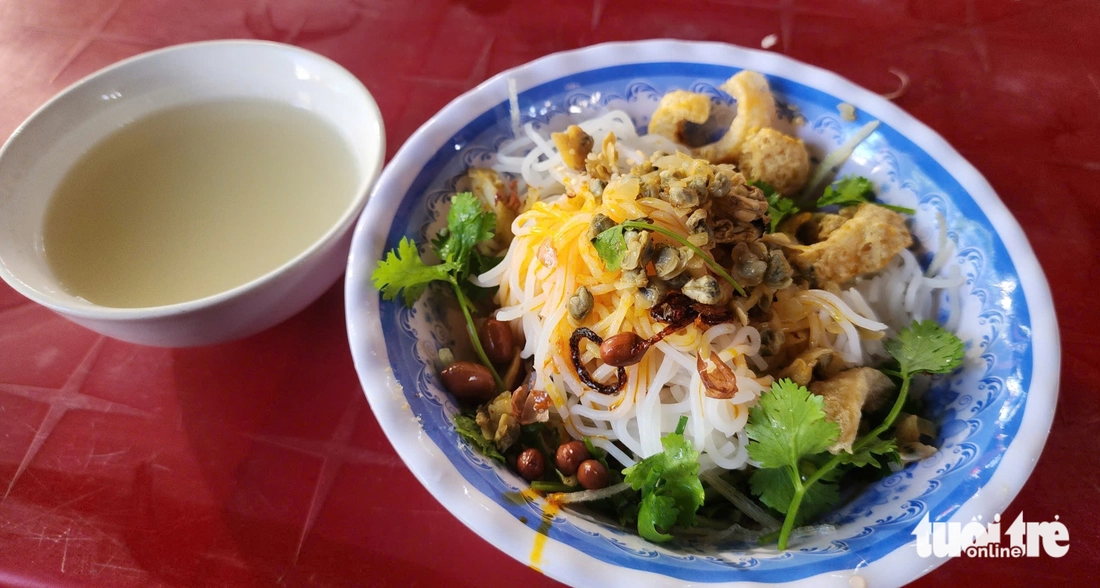 Tin vui nhất ngày cuối năm của dân cồn Hến giữa sông Hương - Ảnh 8.