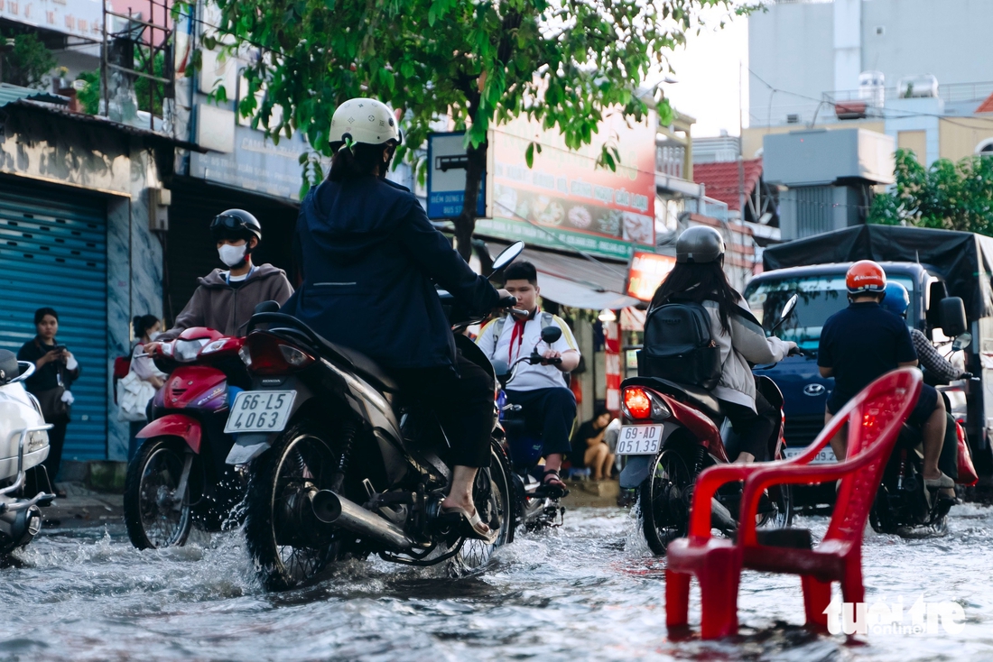 Triều cường - Ảnh 3.