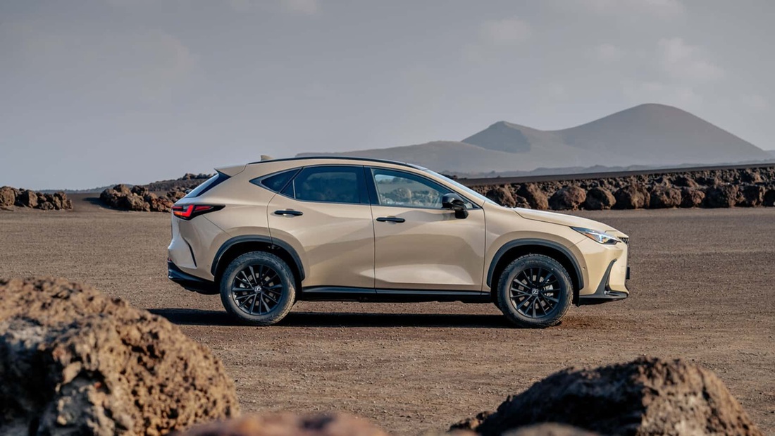 Lexus NX được bổ sung bản off-road Overtrail - Ảnh 2.