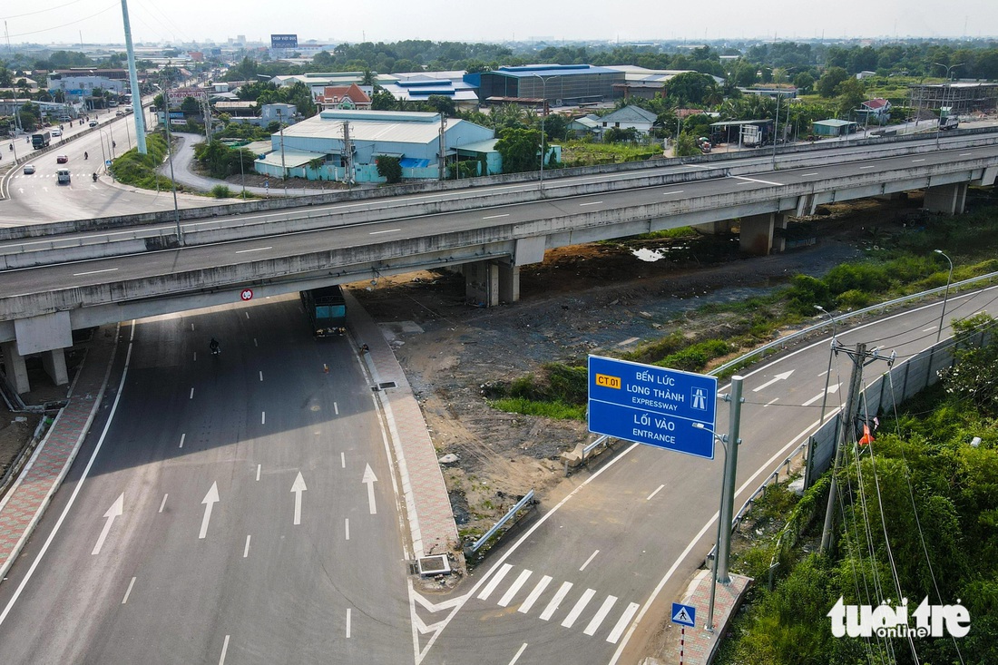 Cửa ngõ phía tây TP.HCM: Thông thoáng hơn nhờ hạ tầng cải thiện - Ảnh 5.