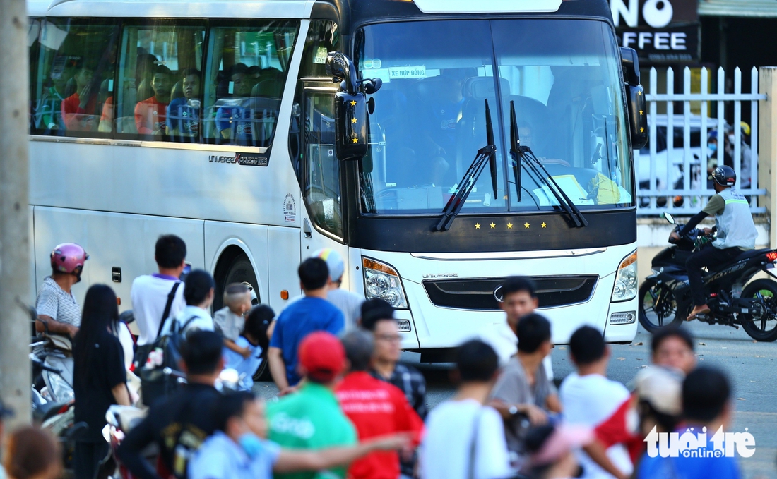 The strange feeling of Tien Linh in Binh Duong yard - Photo 2.