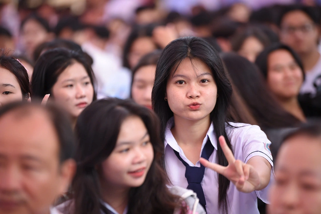 Chủ tịch tỉnh Bạc Liêu 'đặt hàng' nguồn nhân lực tại chương trình tư vấn tuyển sinh - Ảnh 9.