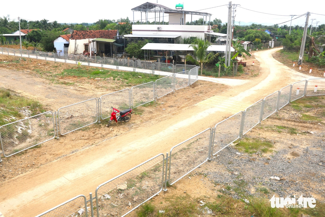 Cận cảnh cao tốc Vân Phong - Nha Trang sắp 'về đích, dự kiến khai thác dịp 30-4 - Ảnh 12.