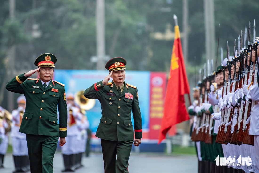 Tăng cường hơn nữa mối quan hệ hữu nghị vĩ đại, đoàn kết đặc biệt, hai quân đội Việt - Lào - Ảnh 1.