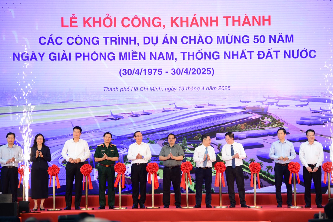 Thủ tướng Phạm Minh Chính phát lệnh khởi công, khánh thành đồng loạt 80 công trình, dự án trọng điểm - Ảnh 4.