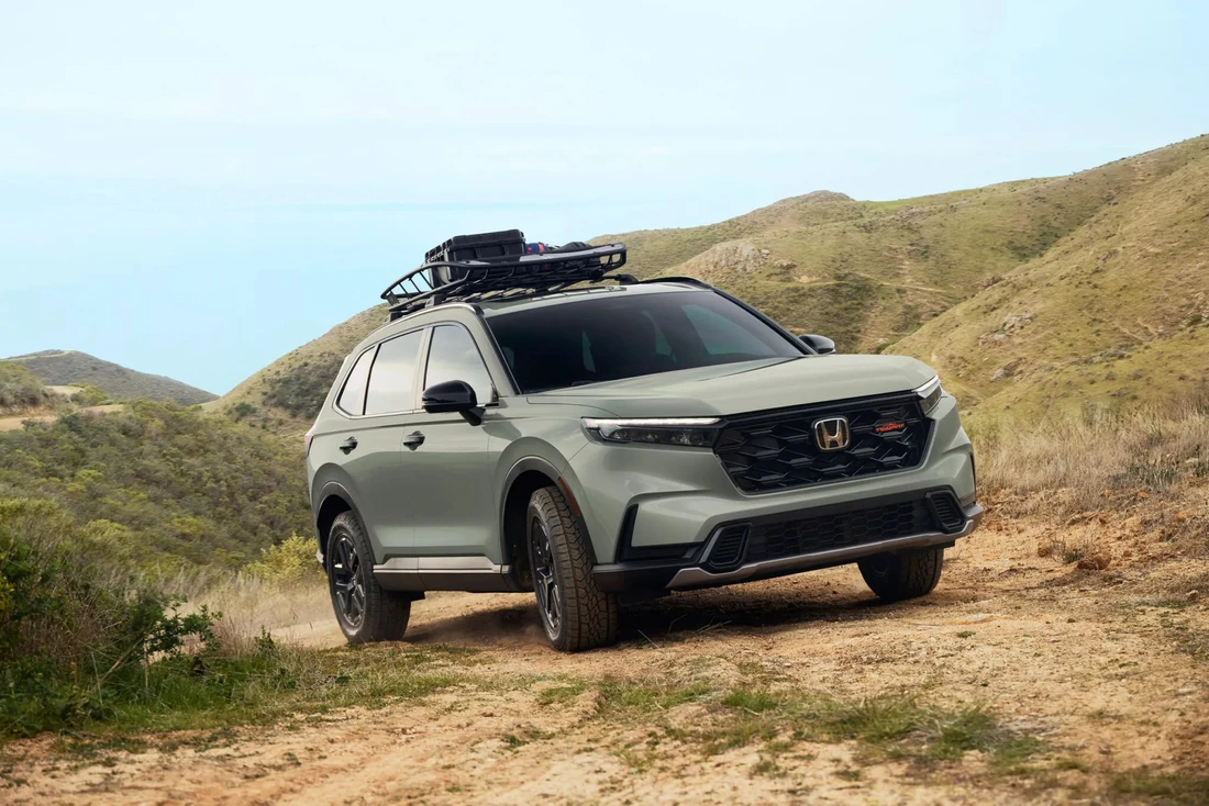 Honda CR-V 2025 ra mắt: Thêm bản offroad 204hp, ngay từ bản base đã có màn 9inch và 1 option rất quen thuộc- Ảnh 5. CR-V - Ảnh 5.