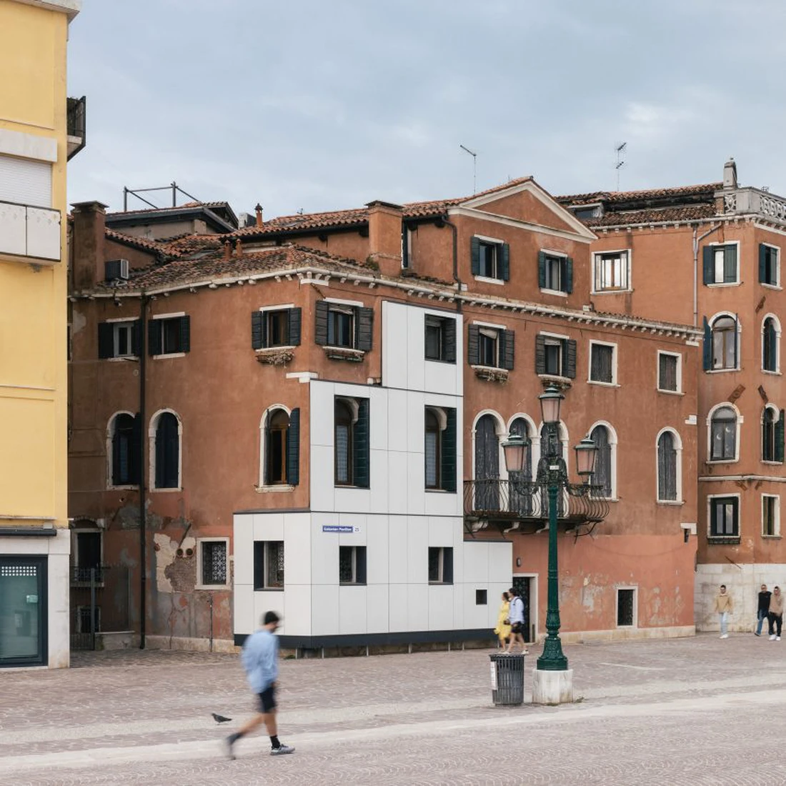 10 gian hàng nổi bật tại Triển lãm kiến trúc Venice 2025 - Ảnh 2.