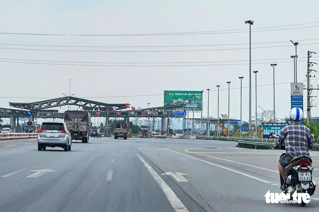 Đề xuất cao tốc Hà Nội - Bắc Giang lên 10 làn: Xe máy, container sẽ không còn cảnh chen chúc - Ảnh 3. cao tốc - Ảnh 3.