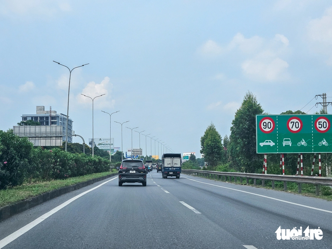 Đề xuất cao tốc Hà Nội - Bắc Giang lên 10 làn: Xe máy, container sẽ không còn cảnh chen chúc - Ảnh 4. cao tốc - Ảnh 4.