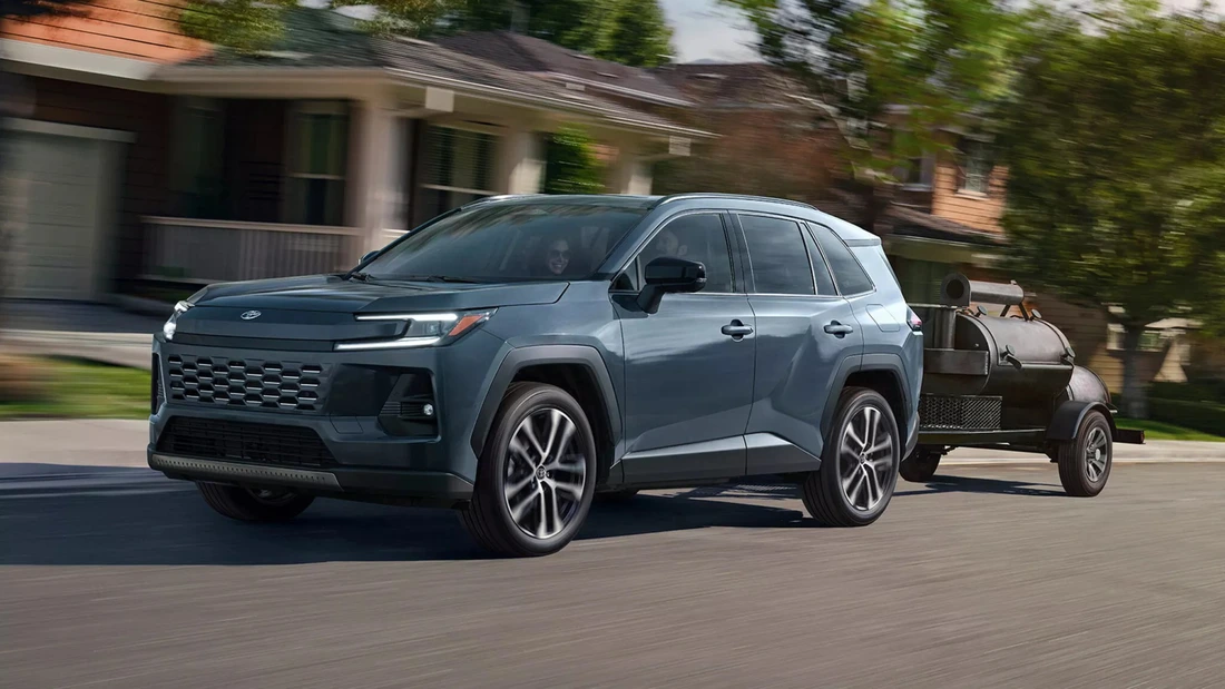 Toyota RAV4 - Ảnh 11.