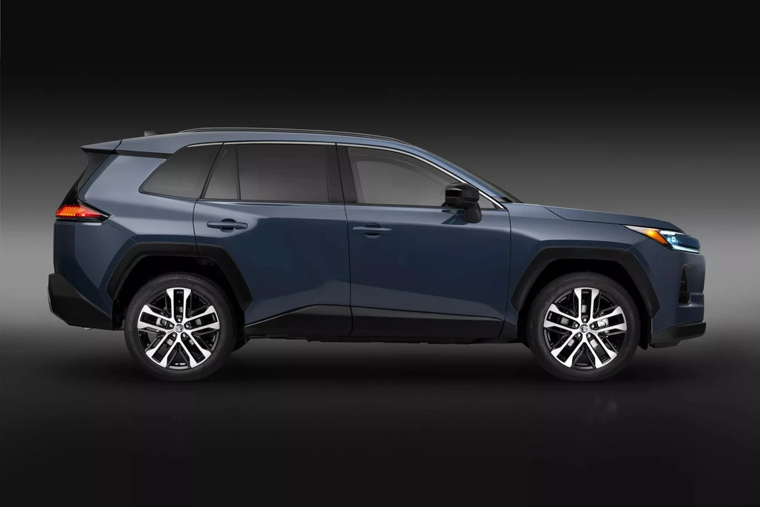 Toyota RAV4 - Ảnh 16.