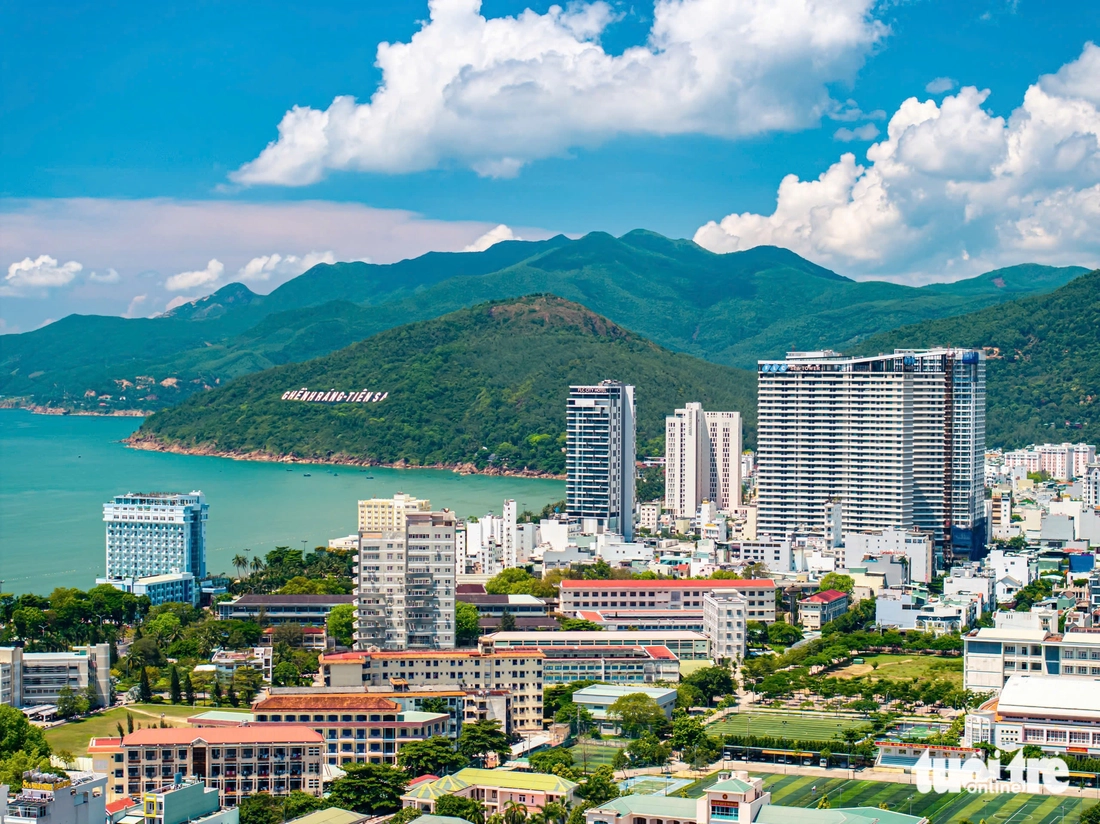 Nhìn từ trên cao, thấy một Quy Nhơn lộng lẫy - Ảnh 3. Quy Nhơn - Ảnh 2.