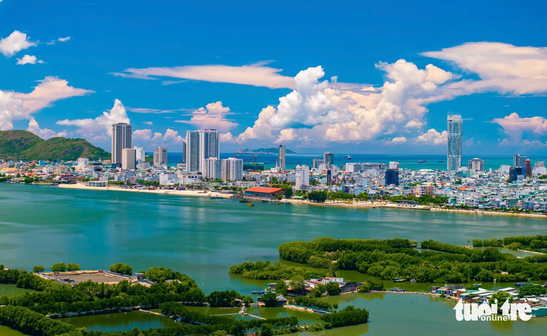 Nhìn từ trên cao, thấy một Quy Nhơn lộng lẫy - Ảnh 4. Quy Nhơn - Ảnh 3.
