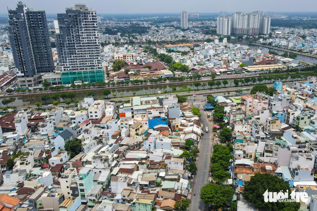 Hiện trạng dự án cầu đường Bình Tiên sau hơn 10 năm nằm chờ triển khai - Ảnh 3.