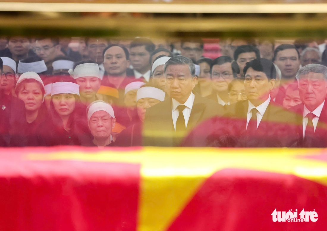 Trần Đức Lương - Ảnh 10.
