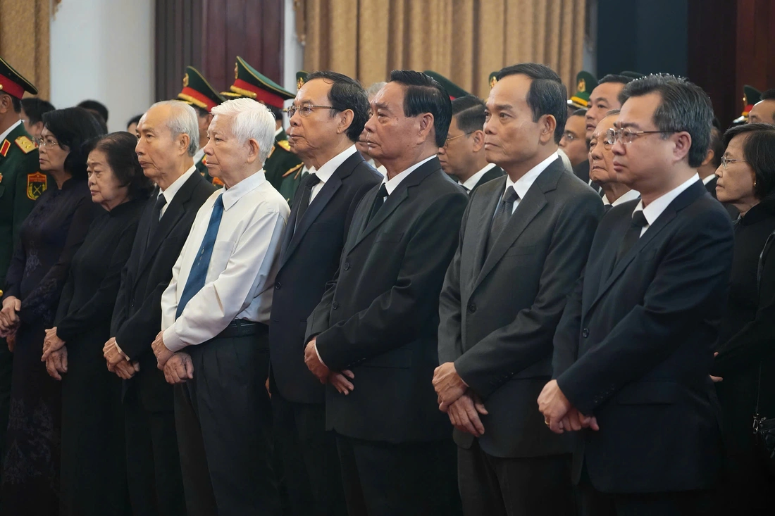 Trần Đức Lương - Ảnh 19.