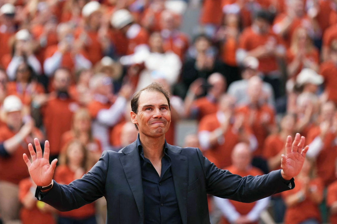 Big Four hội ngộ xúc động trong ngày Nadal chia tay Roland Garros - Ảnh 3.