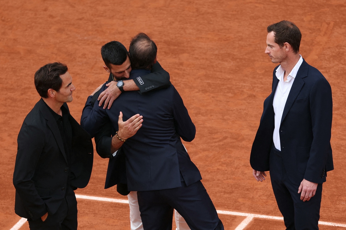 Big Four hội ngộ xúc động trong ngày Nadal chia tay Roland Garros - Ảnh 6.