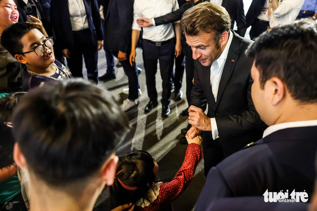 Tổng thống Pháp Macron - Ảnh 8.