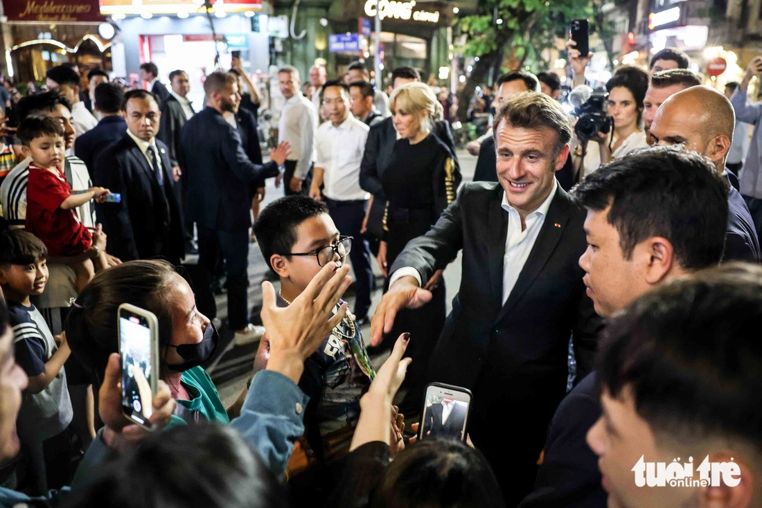 Tổng thống Pháp Macron - Ảnh 9.
