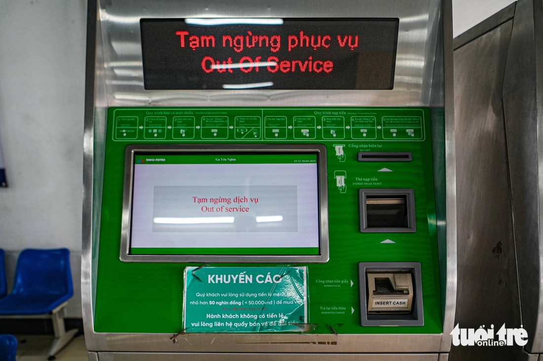 Đường sắt đô thị Cát Linh - Hà Đông xuống cấp, có ga thủng mảng lớn - Ảnh 5.