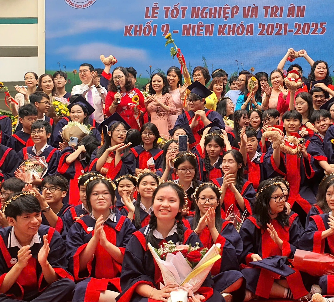 lễ tốt nghiệp - Ảnh 4.