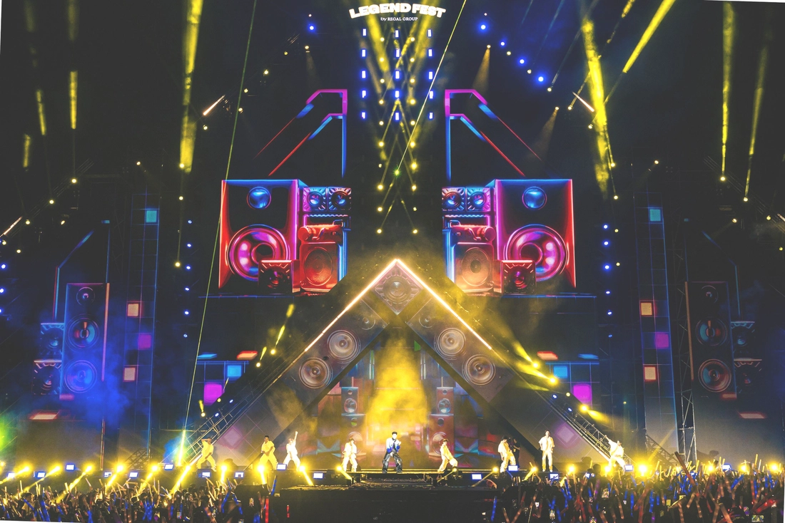 Đại nhạc hội 'Legend Fest 2025 In Dong Hoi' - Ảnh 4.