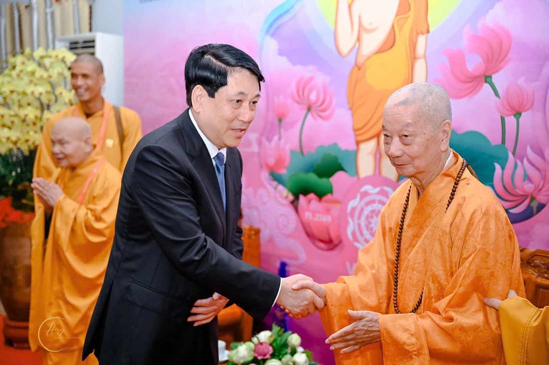 Chủ tịch nước dự khai mạc Đại lễ Vesak 2025: Đề cao tinh thần vô ngã, vị tha - Ảnh 2. Vesak - Ảnh 2.