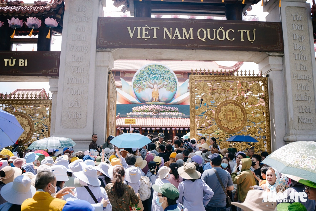 Thích Quảng Đức - Ảnh 13.