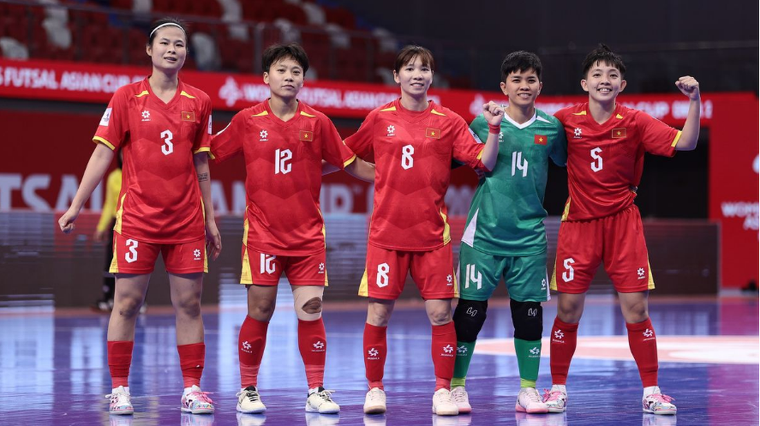 Futsal nữ Việt Nam ra quân thắng lợi ở Giải châu Á 2025 - Ảnh 2.