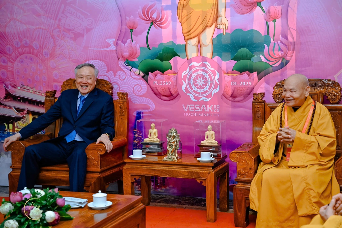 Bế mạc Đại lễ Vesak 2025, ra Tuyên bố TP.HCM - Ảnh 4. Bế mạc Đại lễ Vesak 2025, ra Tuyên bố TP.HCM - Ảnh 4.