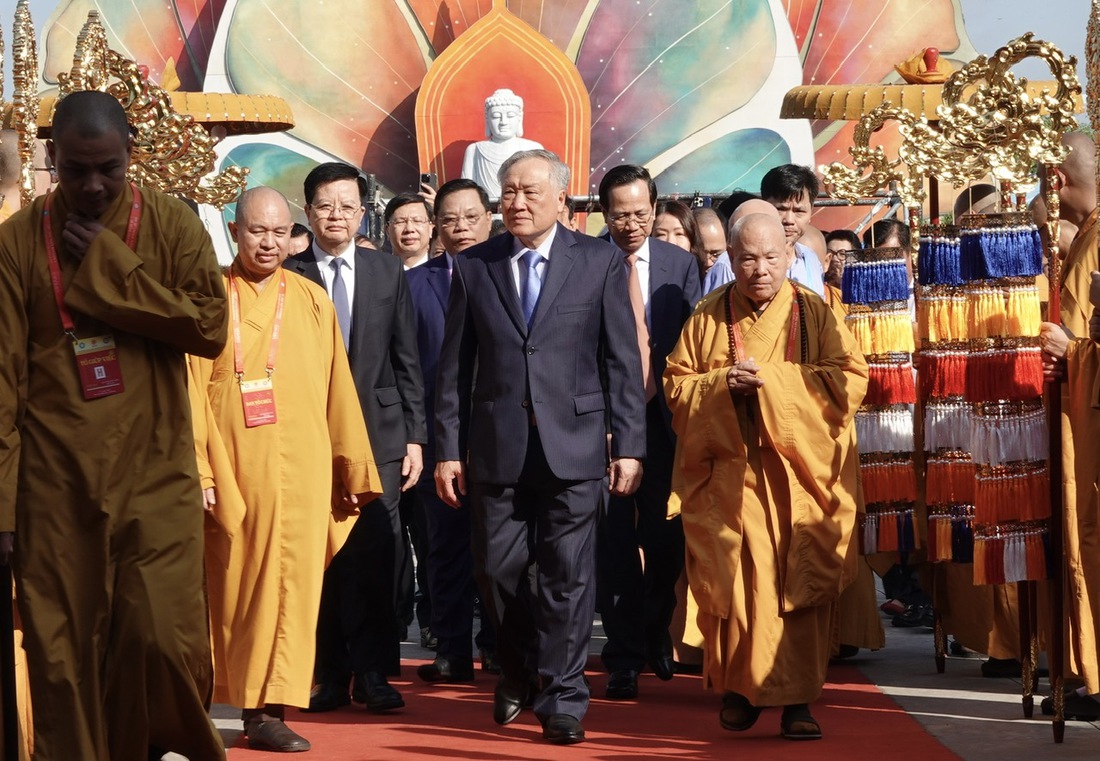 Đại lễ Vesak 2025: Đánh thức năng lượng thiện lành vì một thế giới hòa bình - Ảnh 2. Vesak - Ảnh 2.