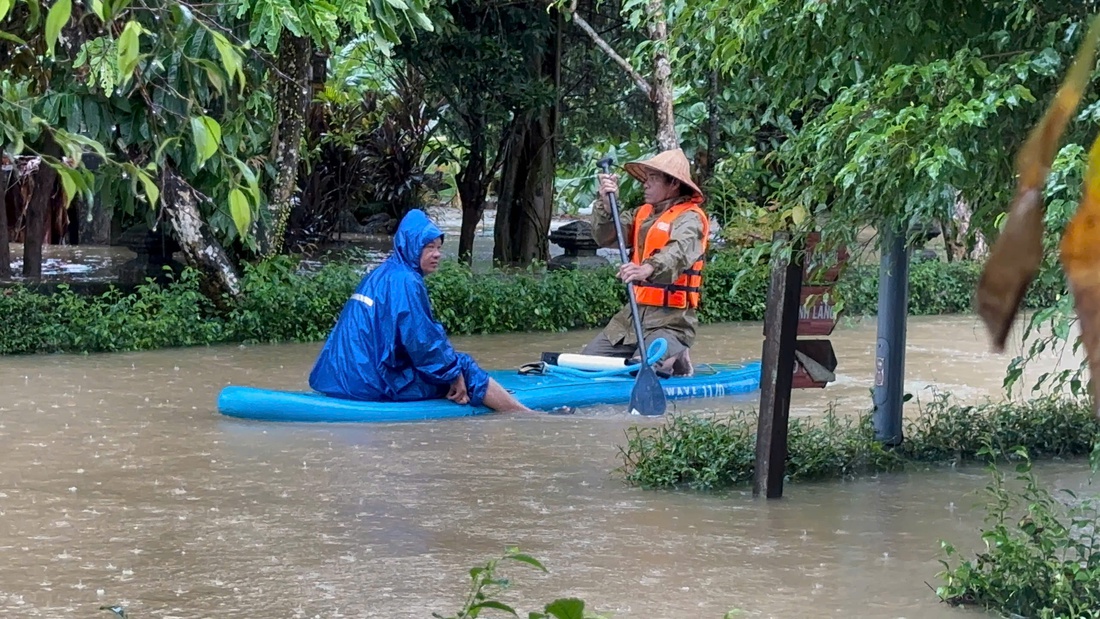 MƯA LŨ - Ảnh 9.