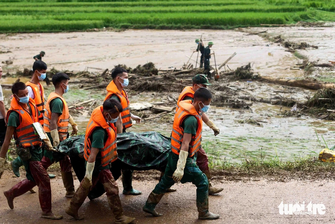 21-6: Hành trình dấn thân: Về Làng Nủ trong nỗi đau tận cùng - Ảnh 6. làng Nủ - Ảnh 7.