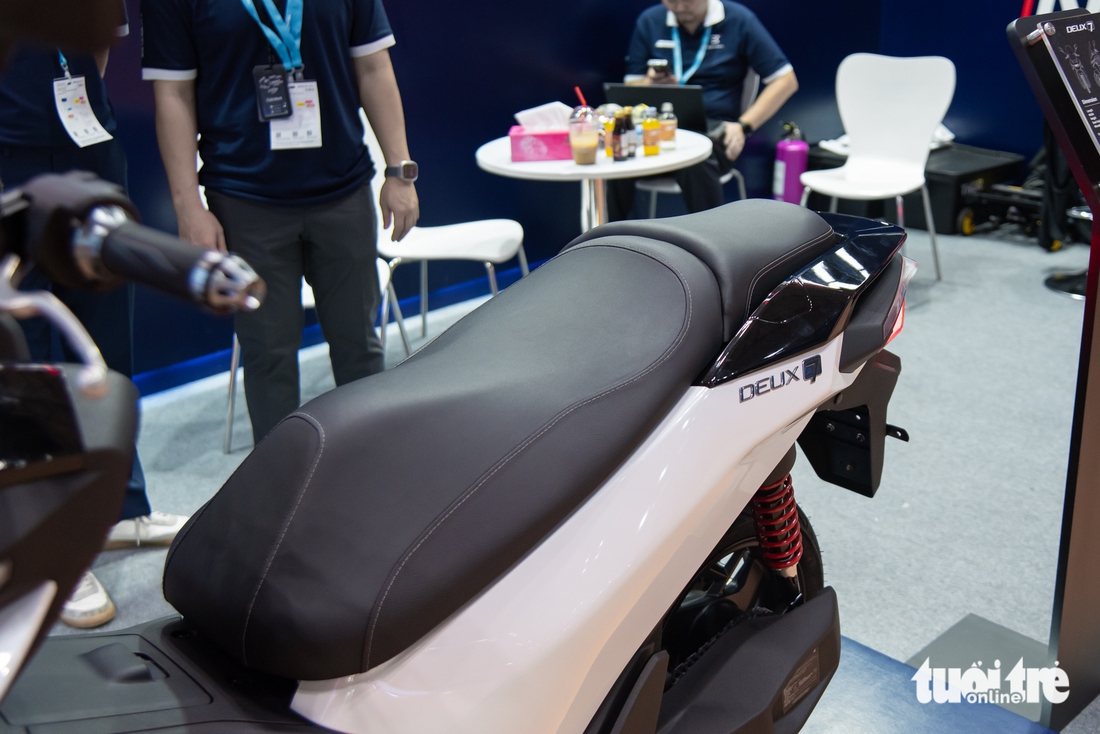 E3 Mobility Deux7 - Xe máy điện Hàn Quốc mới lạ về Việt Nam: Giá dự kiến 100 triệu đồng, nhỏ hơn SH, chạy 120km/sạc- Ảnh 16. xe máy điện - Ảnh 16.