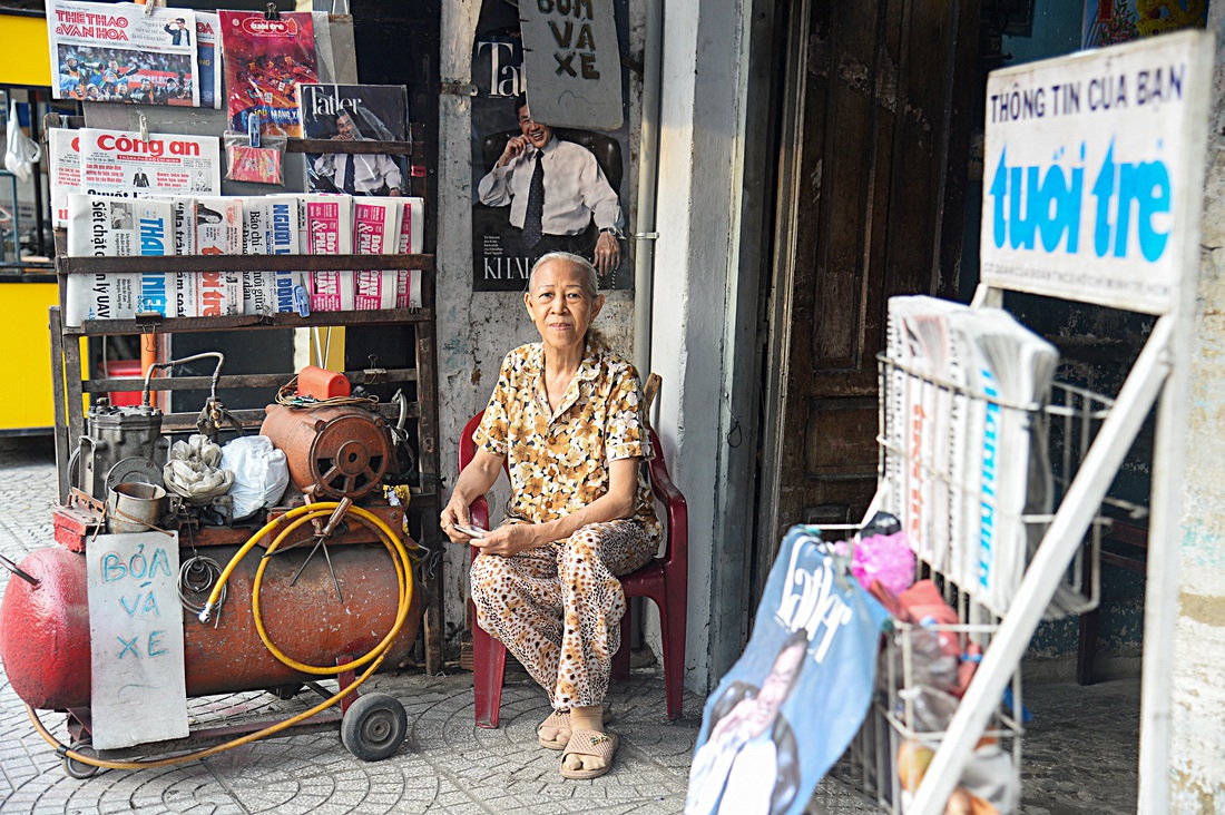 sạp báo - Ảnh 5.