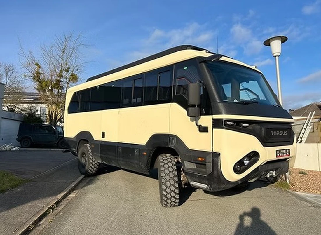 Nhà di động 'nồi đồng cối đá' được ví như 'Land Rover của motorhome', giá từ 16,5 tỉ đồng - Ảnh 12.