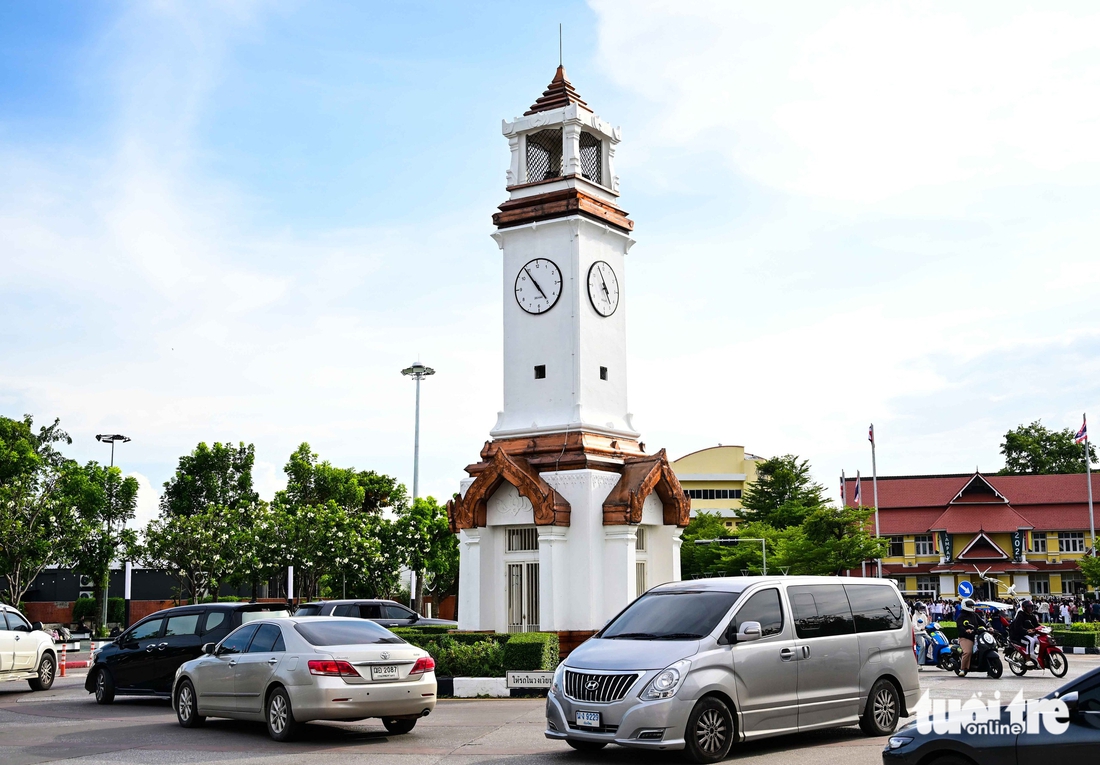 Đến cố đô Lampang nghe lọc cọc tiếng vó ngựa, ngắm bảo tháp lơ lửng giữa tầng mây - Ảnh 4.
