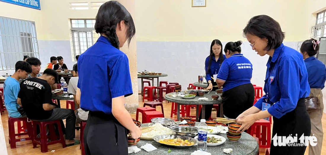 tốt nghiệp THPT - Ảnh 1.