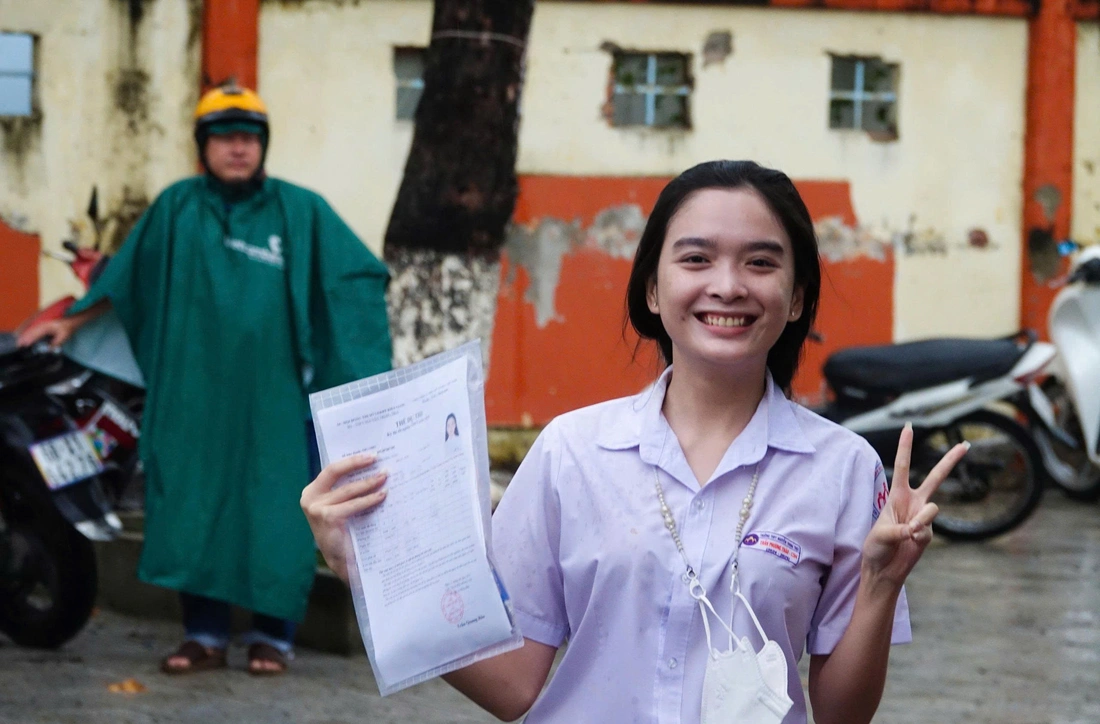 - Ảnh 4. thi tốt nghiệp - Ảnh 31.