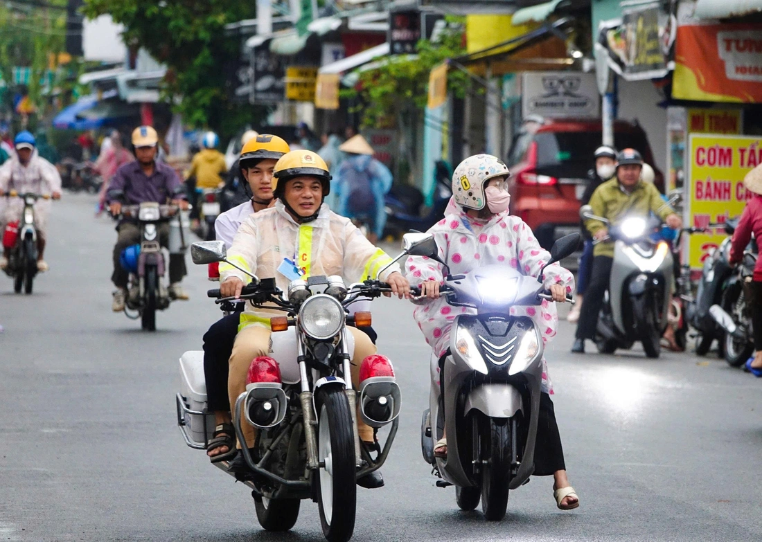 - Ảnh 5. thi tốt nghiệp - Ảnh 32.