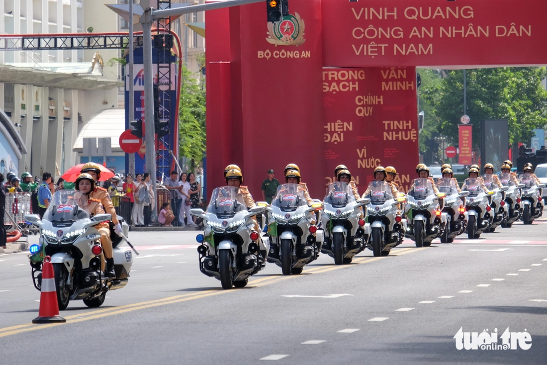 cảnh sát giao thông - Ảnh 7.