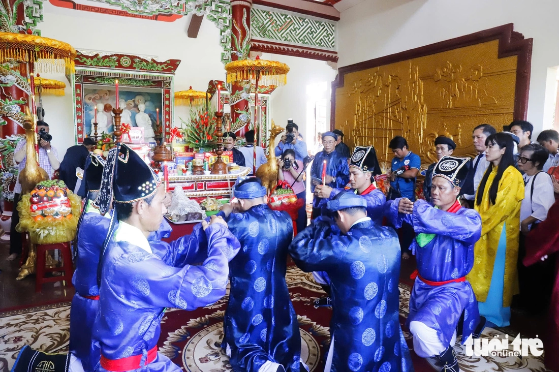 Lễ hội Yến sào ở đảo Yến trên vịnh Nha Trang - Ảnh 1. yến sào - Ảnh 1.