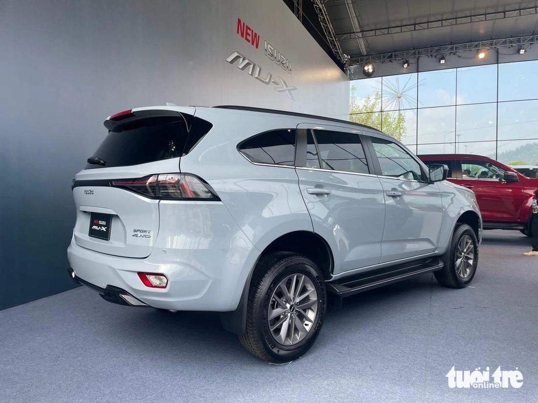 Isuzu mu-X - Ảnh 10.