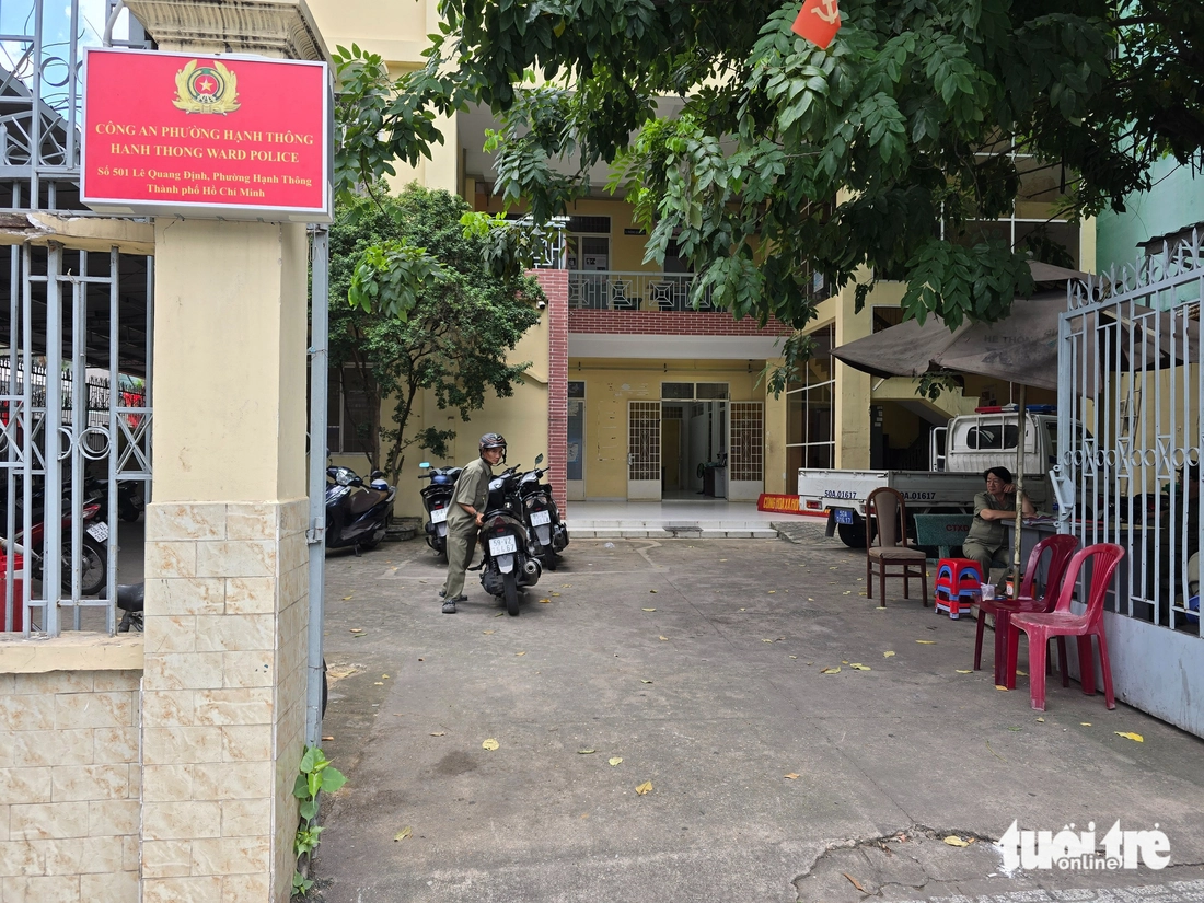 Nhiều trụ sở công an ở TP.HCM đổi bảng tên phường mới - Ảnh 9. công an - Ảnh 9.