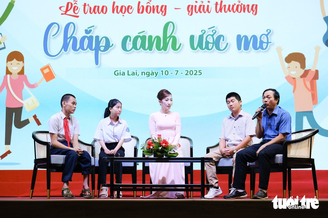 vượt khó - Ảnh 5.