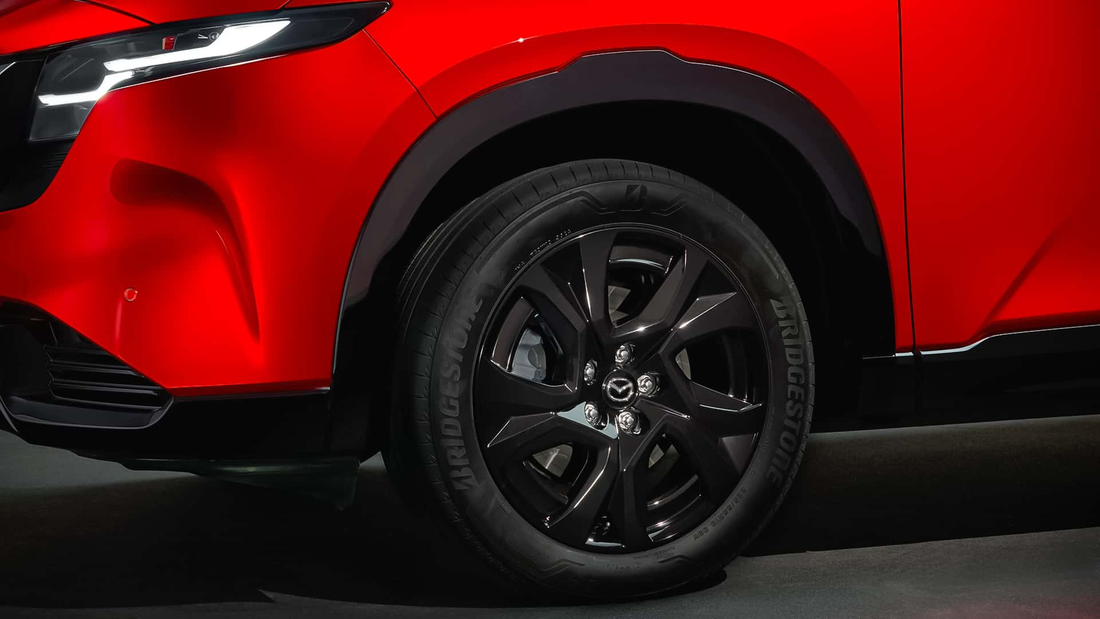 Mazda CX-5 2026 ra mắt: Nội thất lột xác, màn 15,6 inch, lược nhiều nút bấm, 'úp mở' bản hybrid - Ảnh 8.
