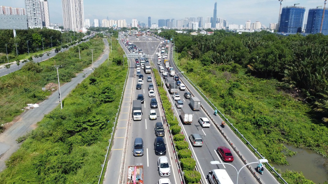 mở rộng cao tốc - Ảnh 1.